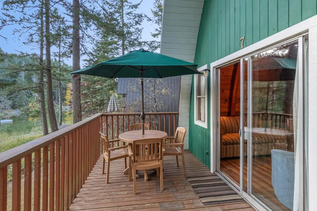 Cusheon Lake Resort Ganges 4*,